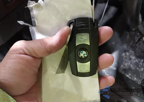 2011 BMW 328I xDrive из США, поврежденный, VIN WBAPK7C50BA972345